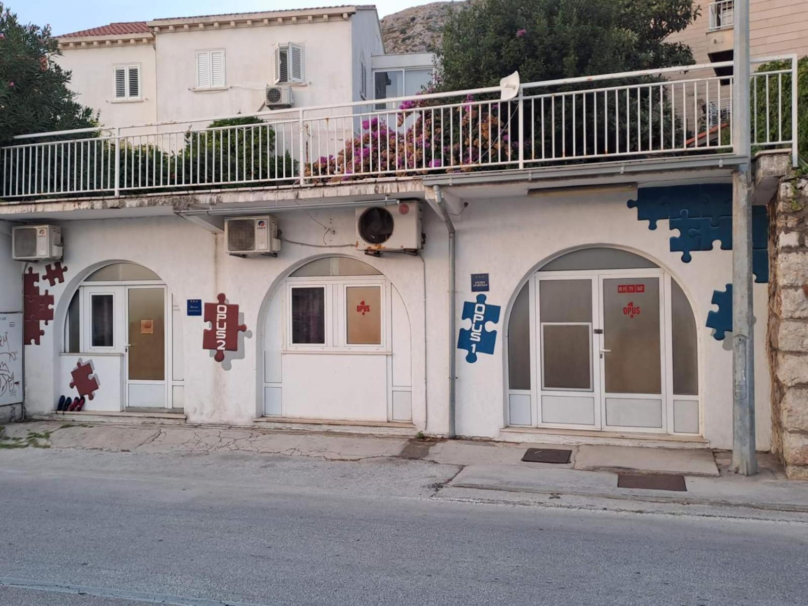 Opus Three Apartment Dubrovnik - Private Parking ภายนอก รูปภาพ